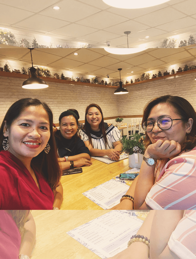 Mom & Tinas Bakery Cafe with Kumare Bloggers