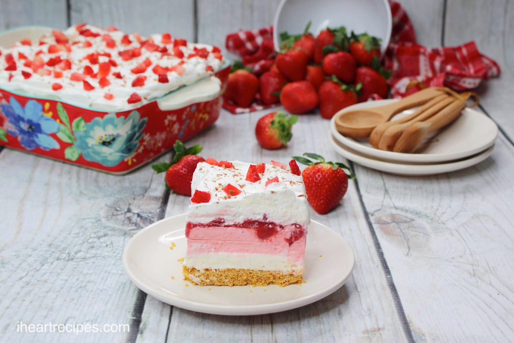 No Bake Strawberry Cheesecake Lasagna