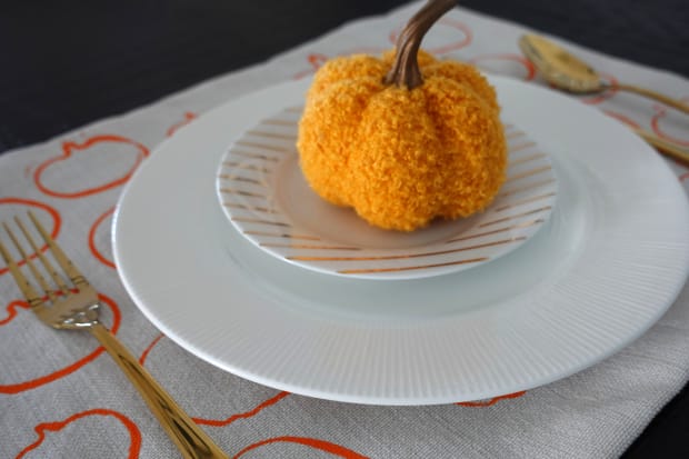 Pumpkin Cookie Cutter Easy Thanksgiving Placemat Craft