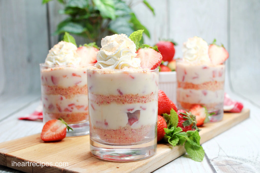 Creamy Strawberry Shortcake Cups