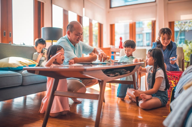 24 Festive Holiday Games You Need to Play with the Kids