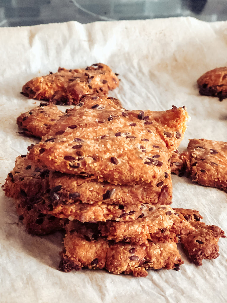 Keto Pita Chip Crackers With Flax Seeds (Gluten-Free, Low Carb)