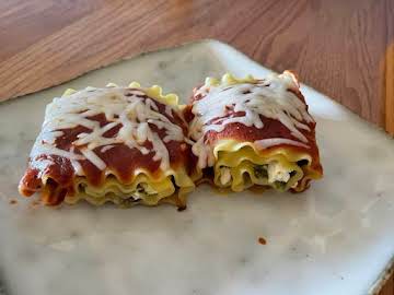 Pesto Mushroom w Farmer’s Cheese Lasagna Rolls