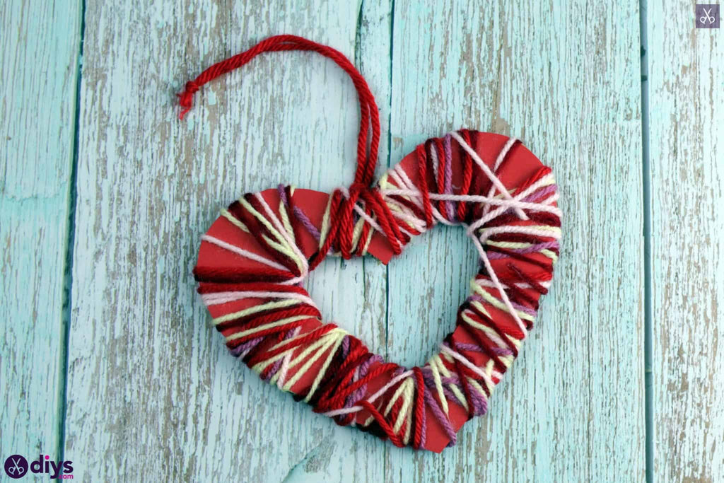 How to Craft a Yarn-Wrapped Paper Heart for Valentine’s Day in 5 Easy Steps